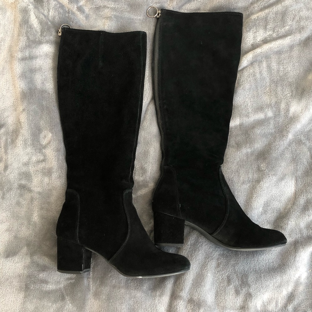 Steve Madden Black Suede Haydun Boots